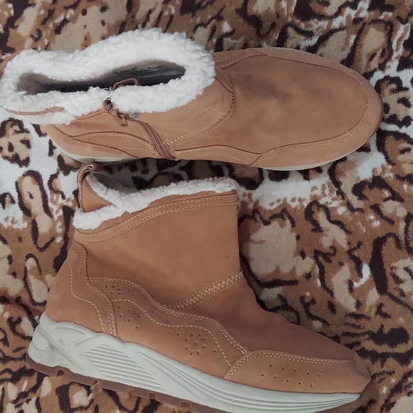 Earth Shoes - EARTH genuine leather ankle boots 10M